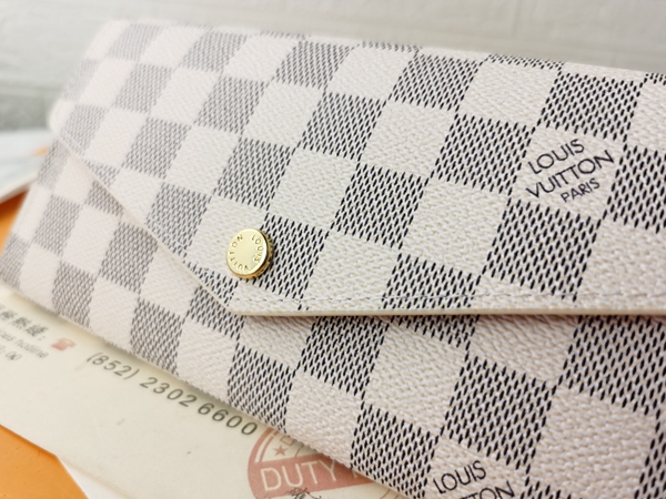 LVコピーウォレット内部構造